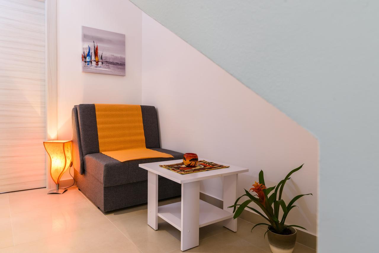 Apartmani Marko I Ana Marina Exterior foto